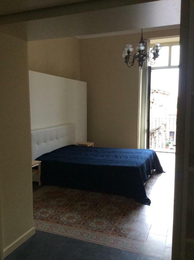 Suite Con Terrazza In Centro Storico Katania Zewnętrze zdjęcie