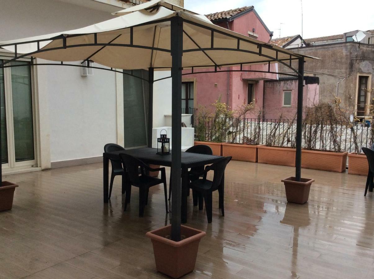 Suite Con Terrazza In Centro Storico Katania Zewnętrze zdjęcie