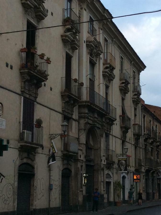 Suite Con Terrazza In Centro Storico Katania Zewnętrze zdjęcie