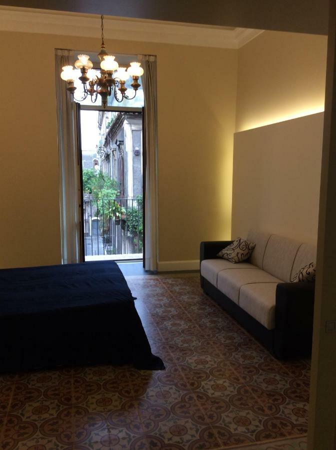 Suite Con Terrazza In Centro Storico Katania Zewnętrze zdjęcie